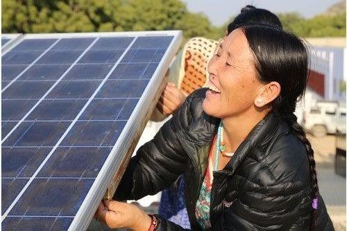 nepal solar mama empower sustainable barefoot